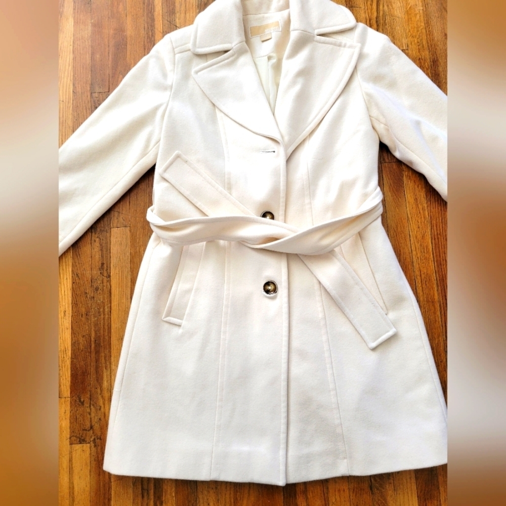 Michael Kors Cream Belted Coat Size 4